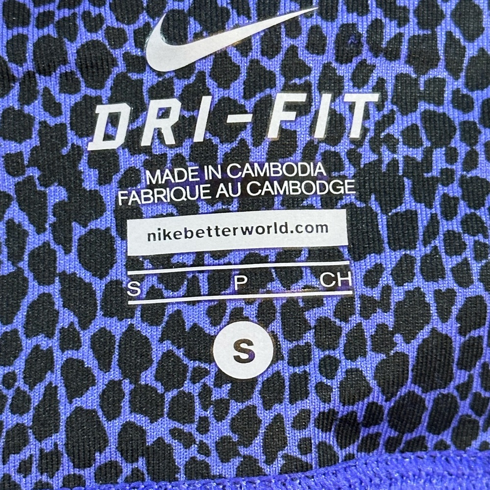 Nike Dri Fit Running Capri size small NWT - Picture 11 of 16